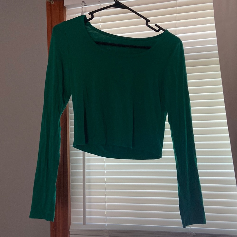 Dark green cropped long sleeve